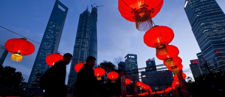 两个罗芳村：致敬绝境创新的中国人